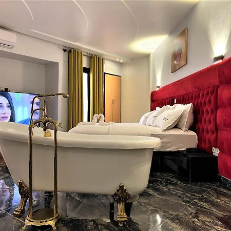 Hotel Vendome Douala Eksteriør bilde
