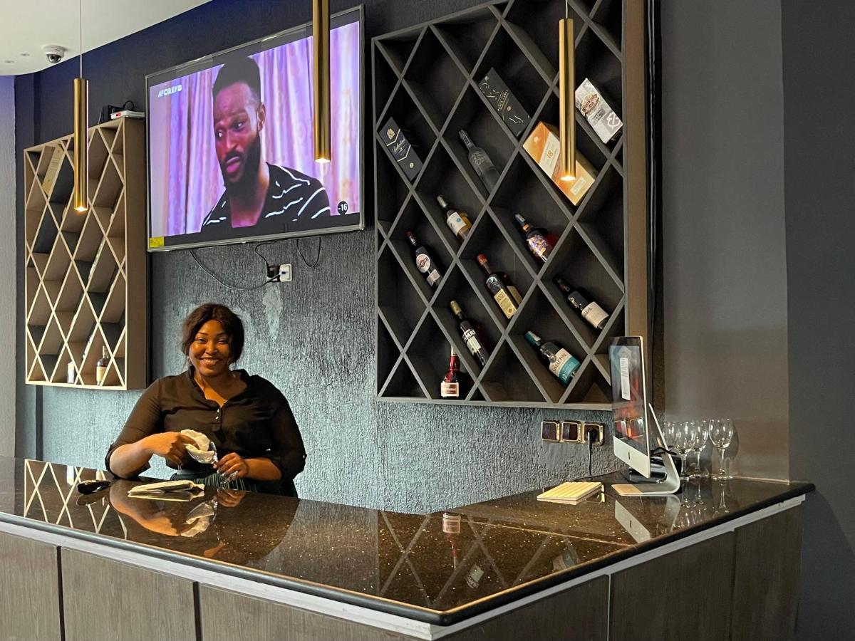 Hotel Vendome Douala Eksteriør bilde