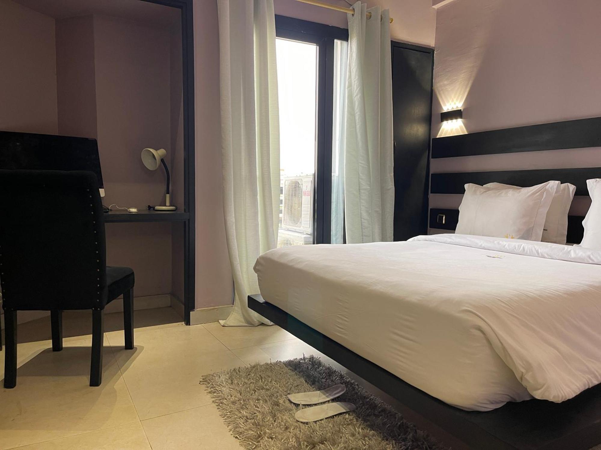 Hotel Vendome Douala Eksteriør bilde