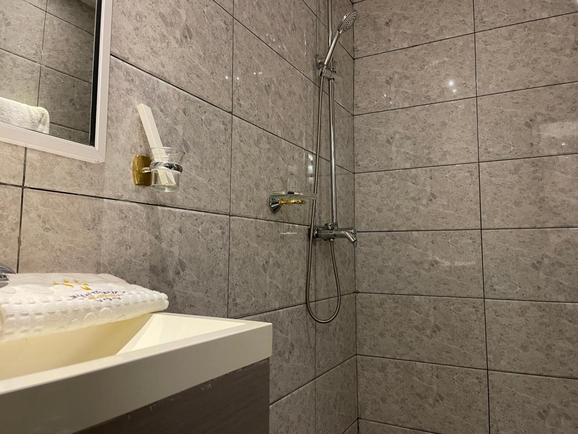 Hotel Vendome Douala Eksteriør bilde
